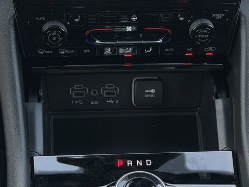 New 2025 Jeep Grand Cherokee L Altitude AWD/4WD image 16