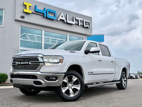Used 2019 RAM 1500 Laramie AWD/4WD image 1