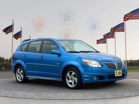 Used 2008 Pontiac Vibe w/ Sport Package FWD image 1