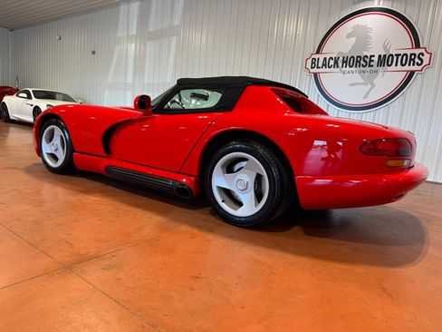 Used 1994 Dodge Viper RT/10 image 16