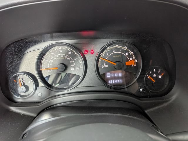 Used 2016 Jeep Compass Sport w/ Power Value Group FWD image 4