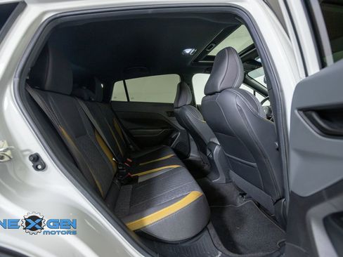 Used 2025 Subaru Crosstrek 2.5i Sport AWD/4WD image 35