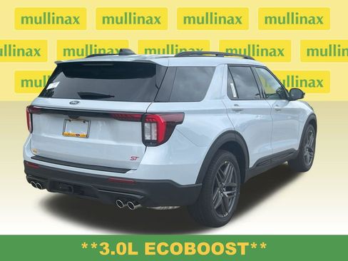 New 2026 Ford Explorer ST AWD/4WD image 4