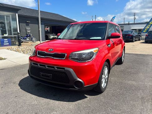 Used 2015 Kia Soul + FWD image 1