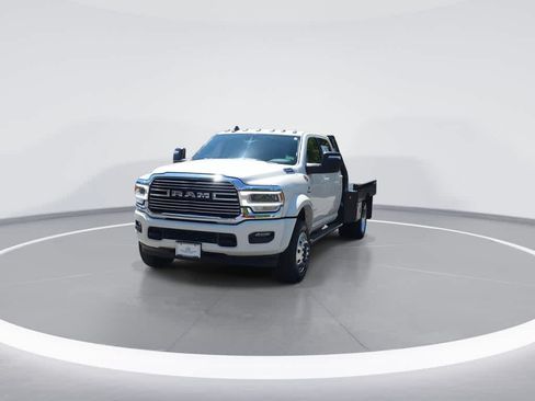Used 2024 RAM 4500 Laramie AWD/4WD image 4