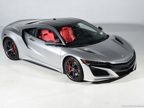 Used 2019 Acura NSX AWD/4WD image 4