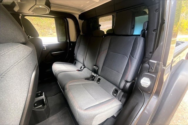 Used 2026 Jeep Gladiator Rubicon w/ Safety Group AWD/4WD image 22