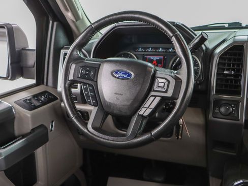 Used 2018 Ford F150 XLT w/ Equipment Group 302A Luxury image 13