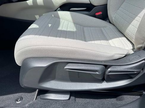 New 2026 Honda HR-V LX image 7