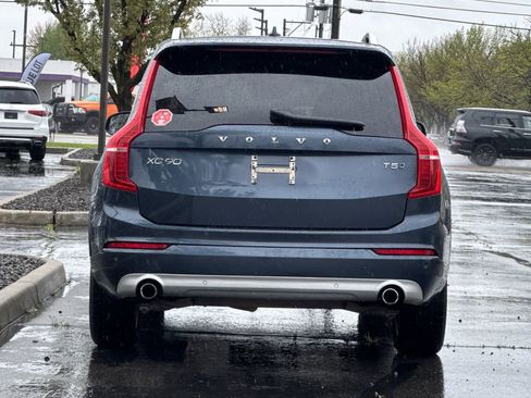 Used 2018 Volvo XC90 T5 Momentum w/ Convenience Package AWD/4WD image 5