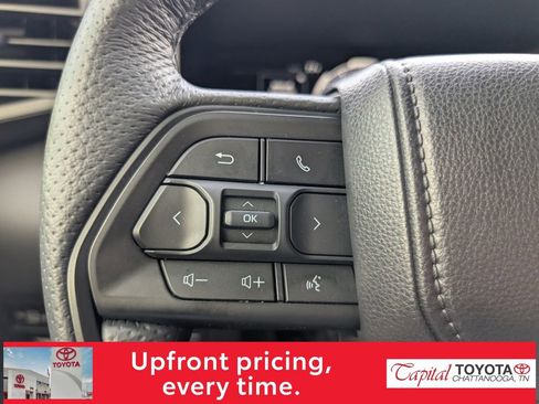 Used 2025 Toyota Sequoia TRD Pro AWD/4WD image 19