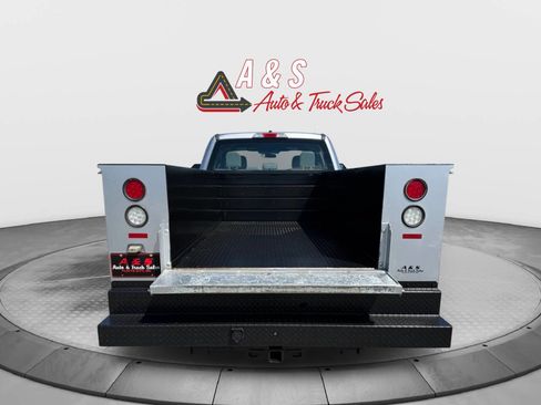 Used 2017 Ford F250 XL w/ Power Equipment Group image 17