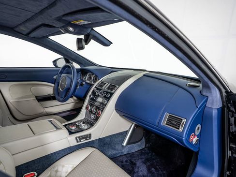 Used 2018 Aston Martin Lagonda image 17