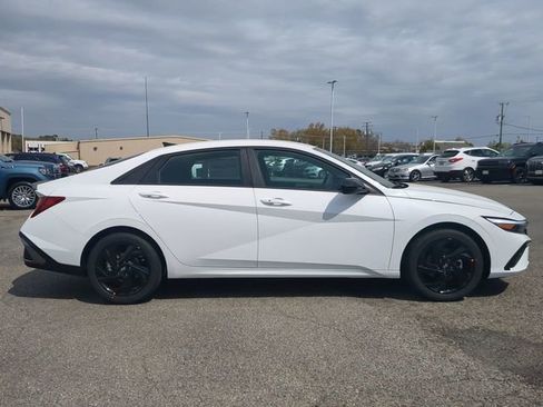 New 2026 Hyundai Elantra Sport FWD image 3