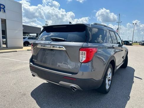 Used 2022 Ford Explorer Limited w/ Equipment Group 301A RWD image 19