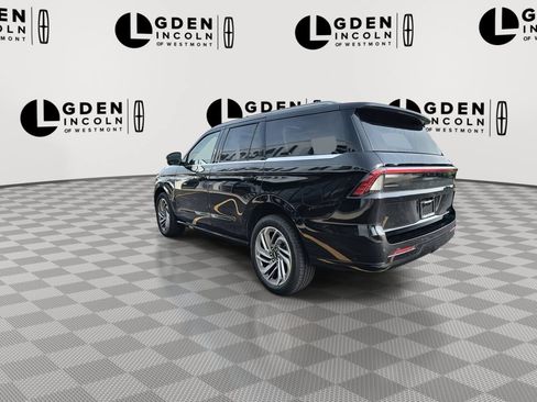 Certified 2025 Lincoln Navigator Reserve AWD/4WD image 6