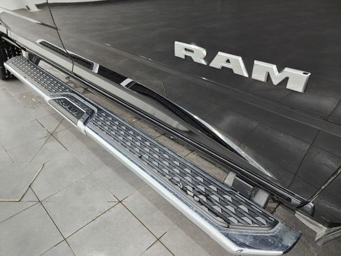Used 2024 RAM 2500 Big Horn image 25