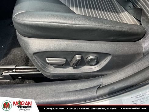 Used 2024 Toyota Camry SE FWD image 17