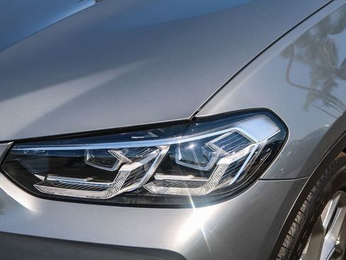 Used 2024 BMW X3 sDrive30i w/ Convenience Package w/ZPA image 10