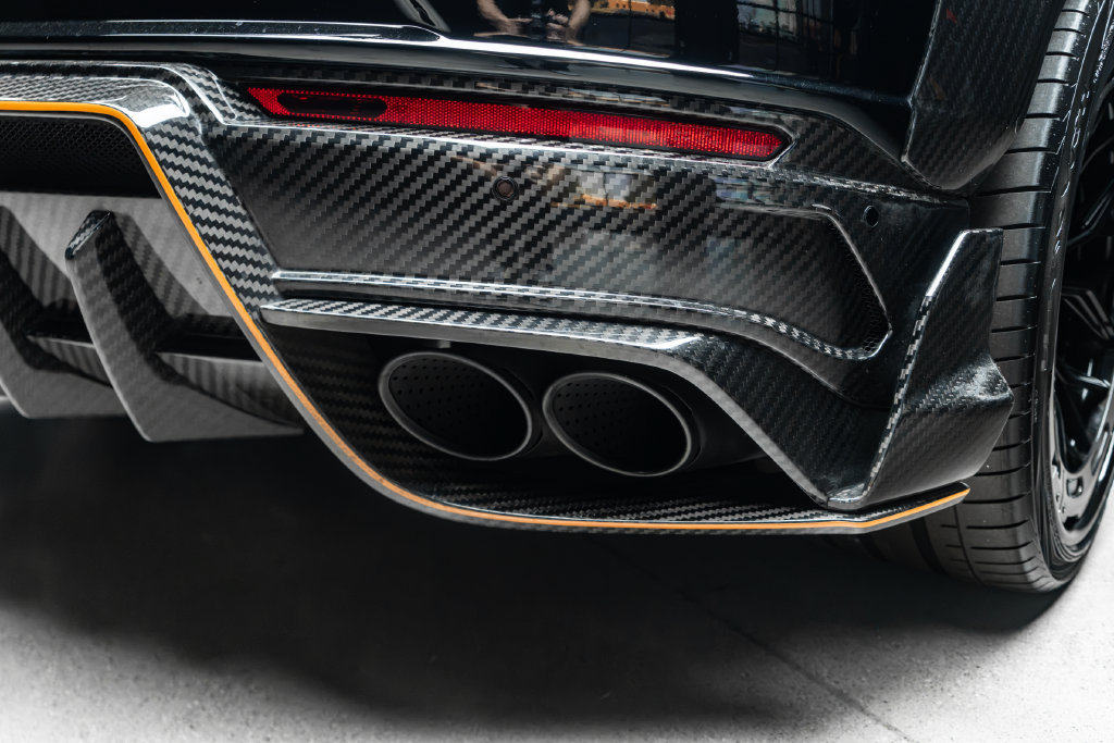 Used 2022 Lamborghini Urus AWD/4WD image 24