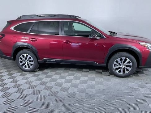 Certified 2024 Subaru Outback Premium AWD/4WD image 9