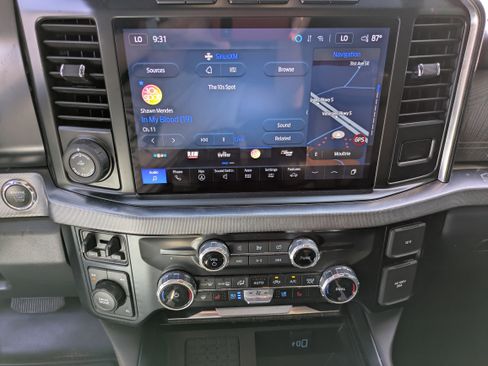 Used 2023 Ford F250 Platinum AWD/4WD image 20