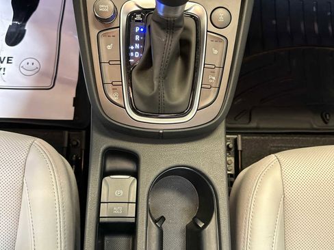 Certified 2022 Hyundai Kona Limited image 29