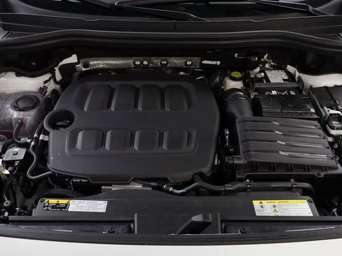 New 2026 Volkswagen Tiguan SE image 22