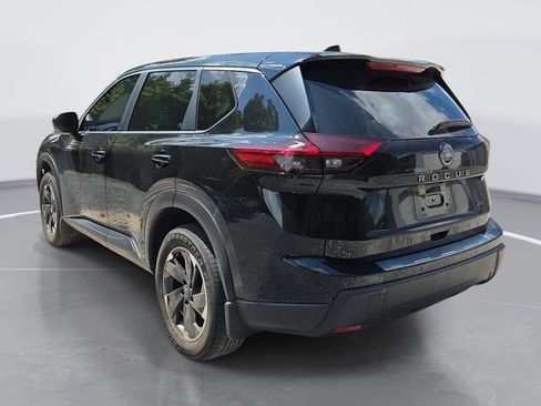 Used 2024 Nissan Rogue SV FWD image 6