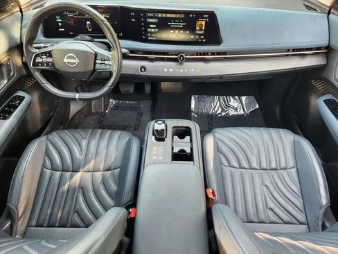 Used 2023 Nissan Ariya AWD/4WD image 28