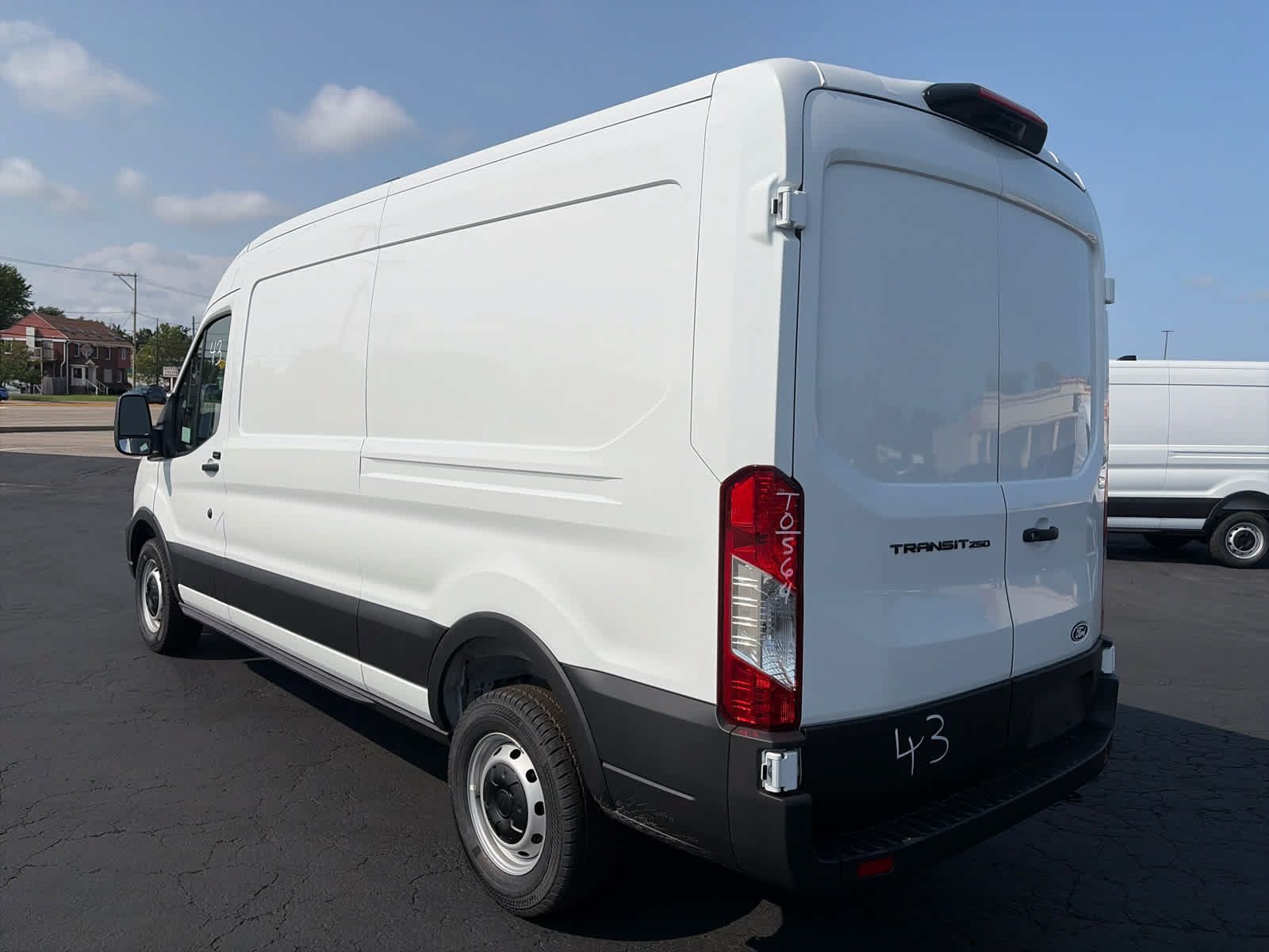 New 2026 Ford Transit 250 148 Medium Roof w/ Load Area Protection Package RWD image 9