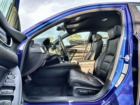 Used 2022 Honda Accord Sport image 2