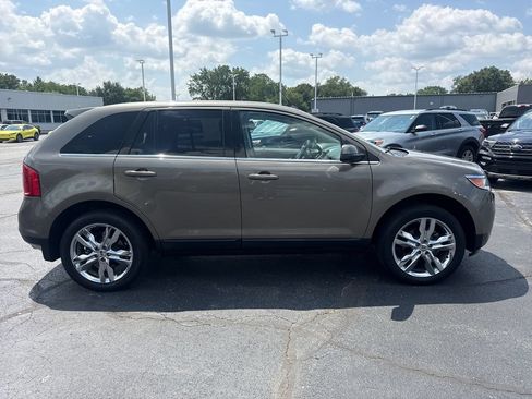 Used 2013 Ford Edge Limited AWD/4WD image 6