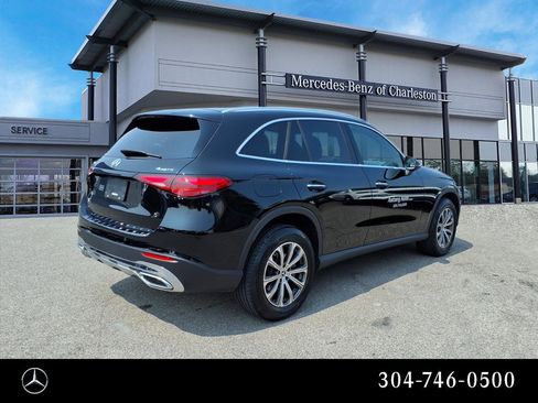 Used 2025 Mercedes-Benz GLC 300 4MATIC image 3