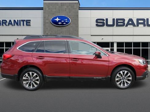 Used 2016 Subaru Outback 3.6R Limited image 12
