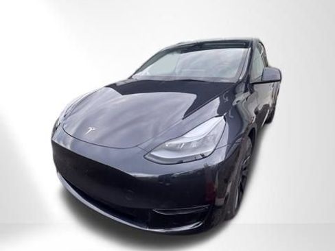 Used 2025 Tesla Model Y Long Range image 1