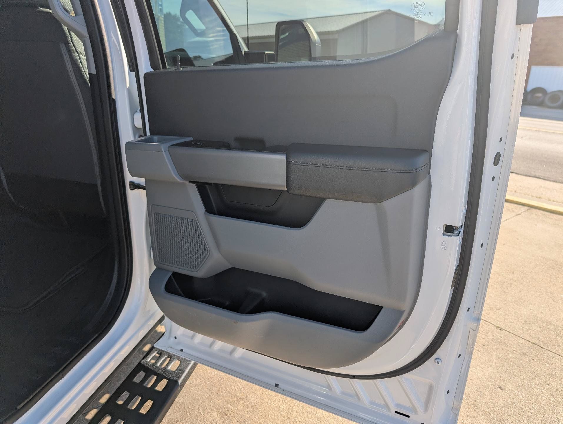 Used 2023 Ford F250 XL w/ STX Appearance Package AWD/4WD image 14