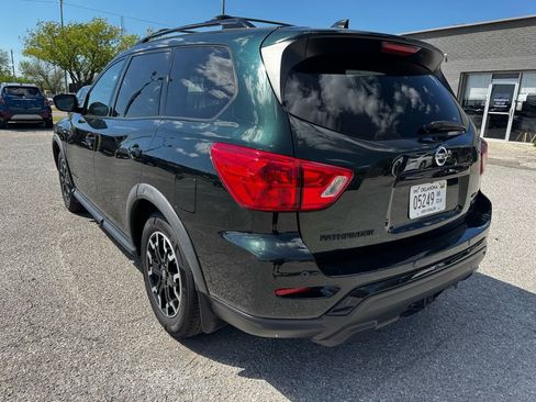 Used 2019 Nissan Pathfinder SV w/ Rock Creek Edition image 3