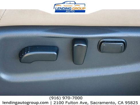 Used 2017 Nissan Armada Platinum w/ Captain Seat Package image 21