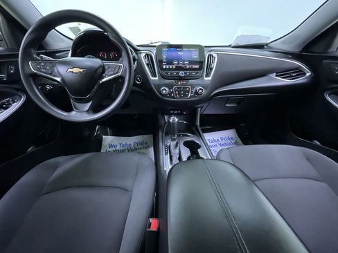 Used 2020 Chevrolet Malibu LT image 18