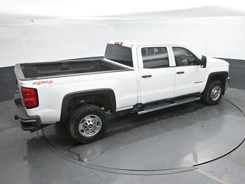 Used 2015 Chevrolet Silverado 2500 W/T AWD/4WD image 20