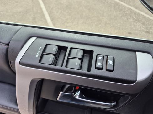 Used 2019 Toyota 4Runner Limited AWD/4WD image 13