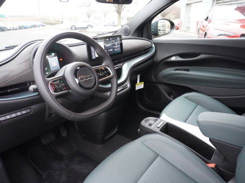 New 2025 FIAT 500 e image 14