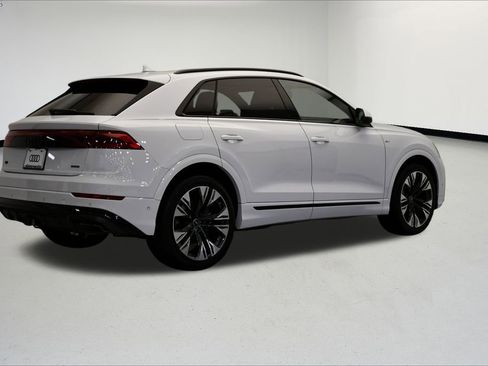 New 2026 Audi Q8 Premium Plus image 5