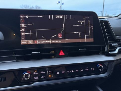 Used 2023 Kia Sportage EX w/ EX Premium Package image 26