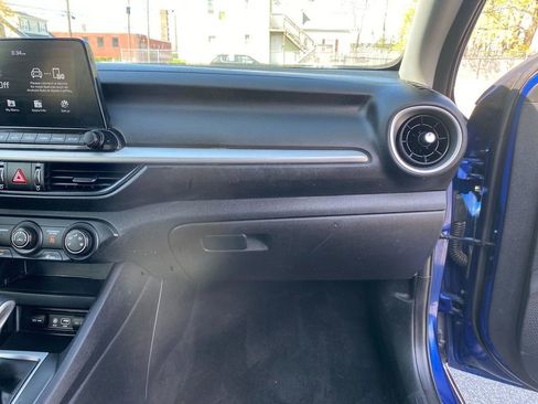 Used 2020 Kia Forte LXS image 28