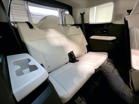 Used 2025 Hyundai Santa Fe Calligraphy image 38