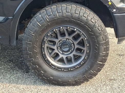 Used 2018 Ford F150 XLT w/ Equipment Group 302A Luxury AWD/4WD image 29
