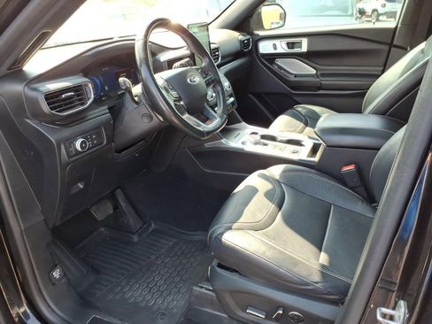 Used 2020 Ford Explorer ST w/ ST Street Pack AWD/4WD image 10