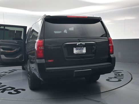 Used 2019 Chevrolet Suburban Premier AWD/4WD image 25